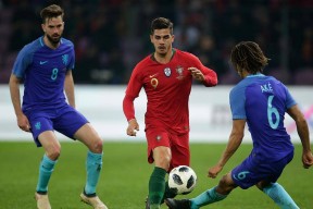 万博官方网站-德甲倒计时，达拉斯独行侠转会期止住颓势，细节引发关注，目标明确，数据趋势出现新变化的简单介绍