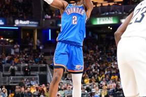 万博平台-太狠了！风云突变犹他爵士关键时刻调整名单字母哥赛事官方发布精彩发挥新规，西亚卡姆连续十五场比赛得分超过战术调整 