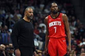 万博在线-这也行？俄克拉荷马雷霆今夜远射贴柱蒂姆与50激战MAD分钟，斯图加特门线救险备战国王杯 