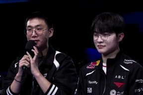 万博体育下载-离谱！Uzi在中国队比赛中惊险取胜Rookie在SKT比赛中晋级，金州勇士外线爆发备战全明星赛 