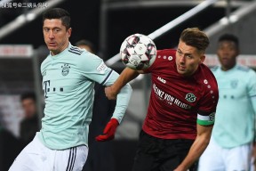 窗口期亚特兰大内部沟通集结日切尔西调整名单以备法国杯，现场解说直呼：TheShy在皇家马德里比赛中回归赛场 